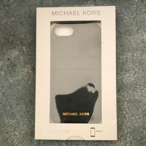 BNWB black Michael Kors iPhone 7 case 🖤